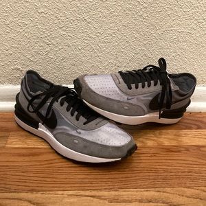 Nike waffle one grey size 8 with box